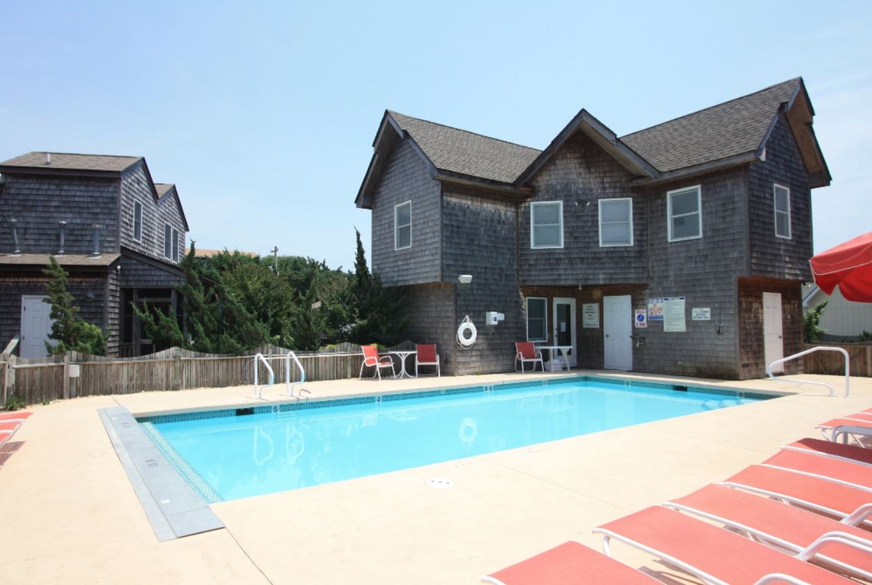 Poolside Villas callout